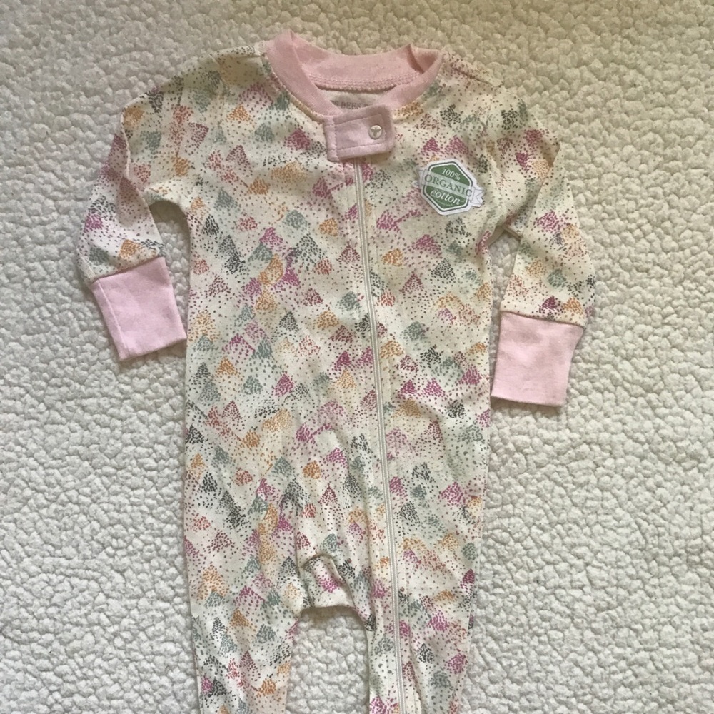 NWT Burt’s Bees footie